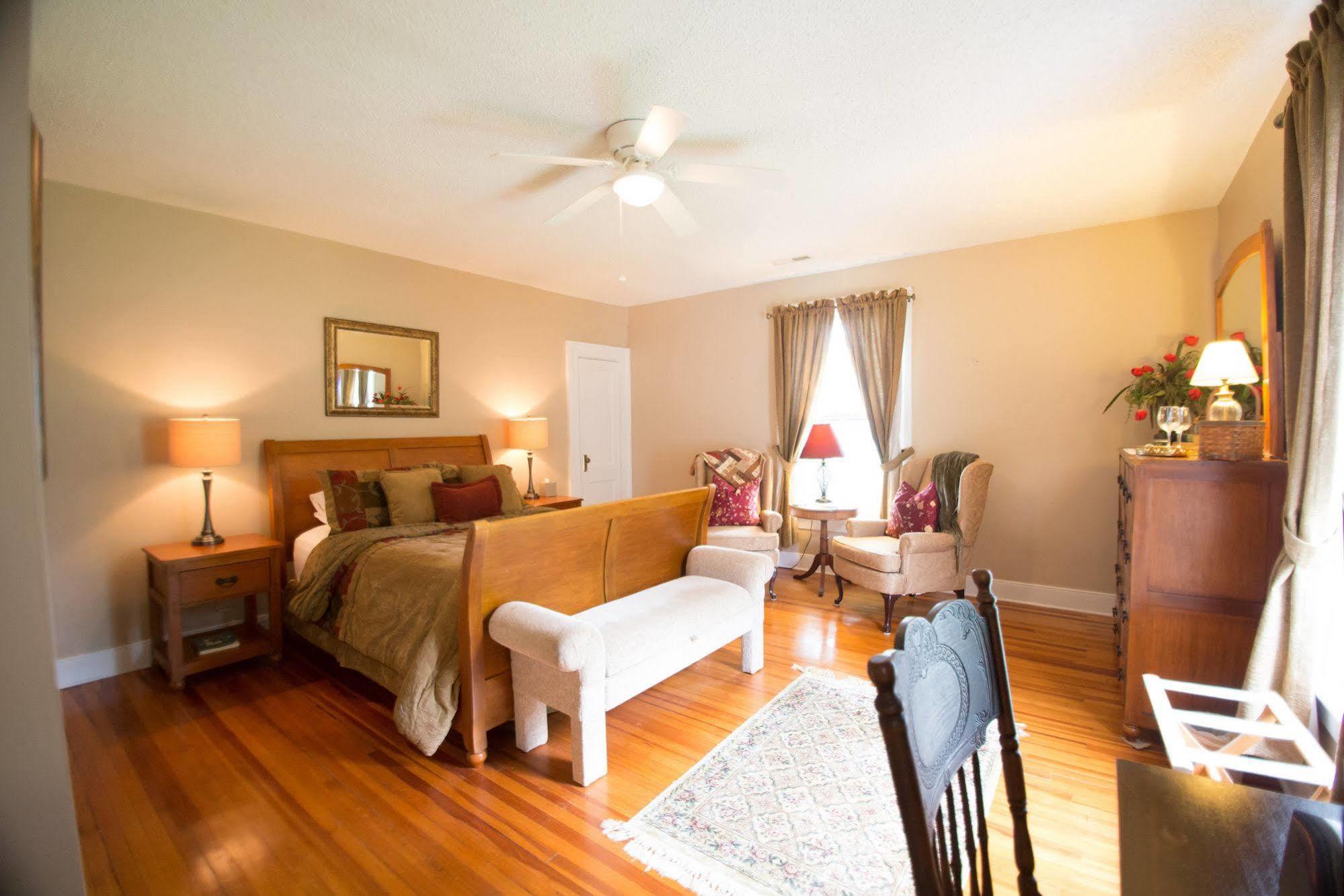 Orchard House B&B Lovingston Eksteriør billede